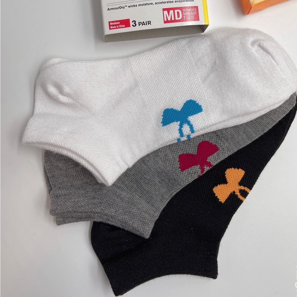 UNDER ARMOUR Women's Training Heat Gear No Show Socks, 3 Pack sz Medium (7-10.5)